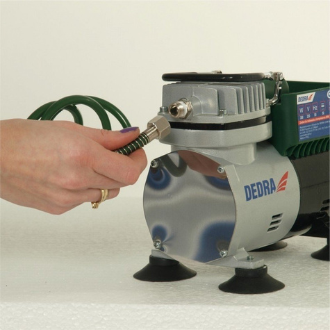DEDRA Zestaw do malowania z kompresorem mini DED7470